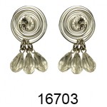 16703