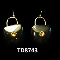 TD8743