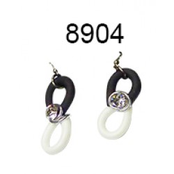 8904