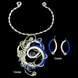 TD8898