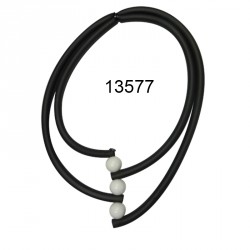 13577